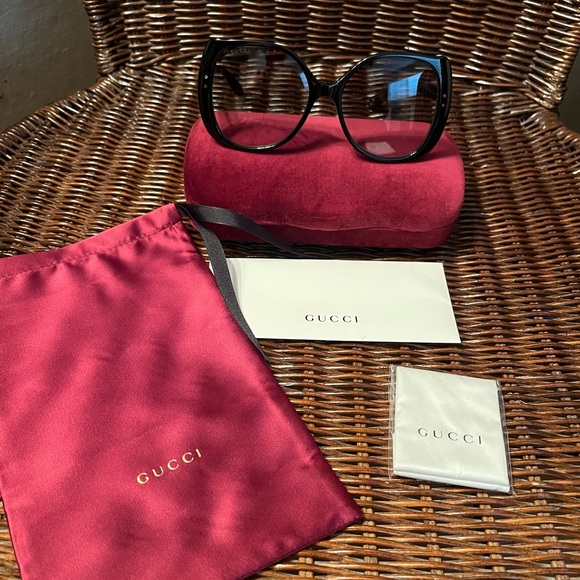 Gucci sunglasses